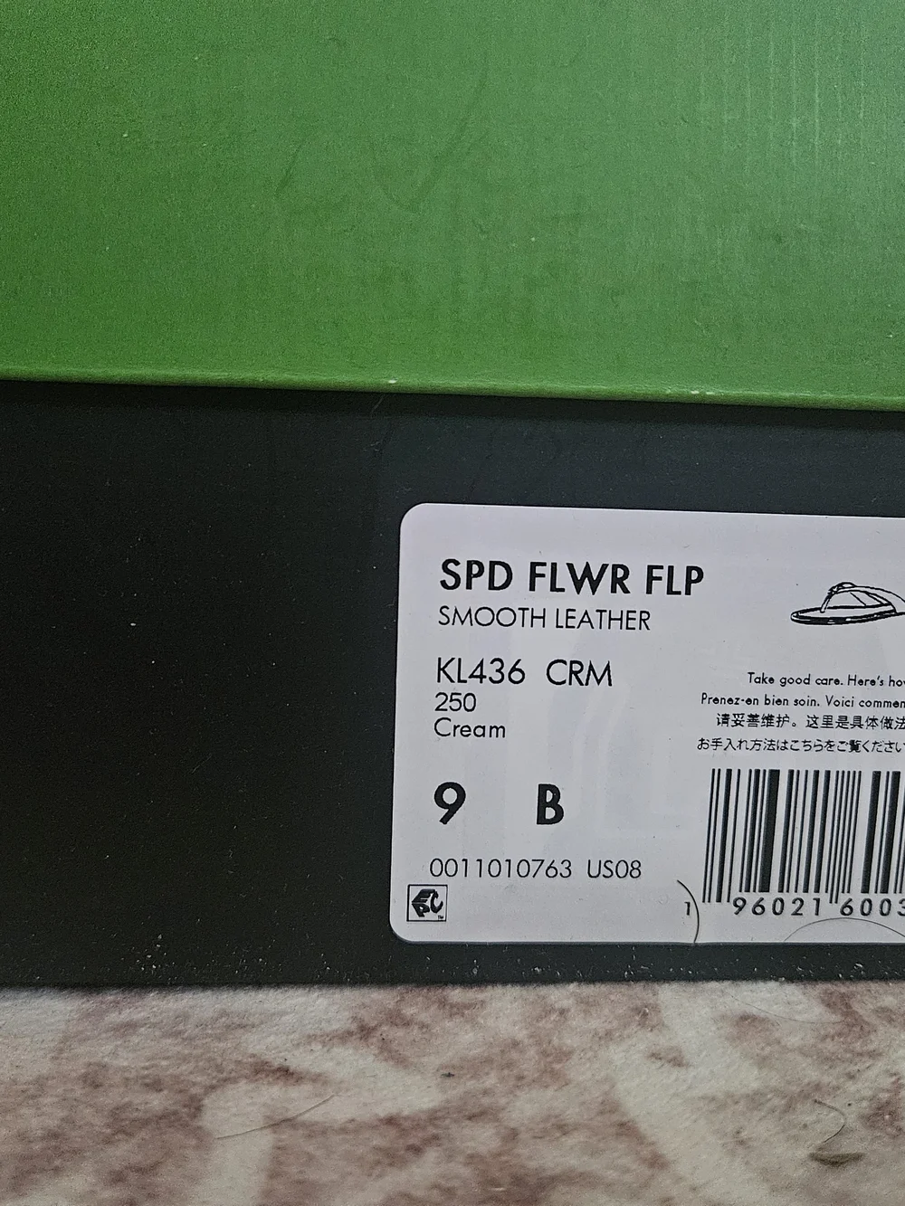 kate spade - NWT Cream Thong Sandals